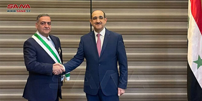 President al-Assad grants Armenian Ambassador in Damascus Syrian Order of Merit of Excellent degree