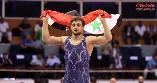 Atleta sirio se corona con la medalla de oro en lucha libre en Juegos Deportivos Árabes