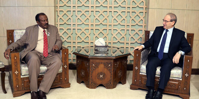 Аль-Мекдад обсудил с Абу Бакром Омаром Аль-Бишри аспекты сотрудничества двух стран