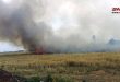 إخماد حريق في حقل للشعير ببلدة نصيب في ريف درعا الشرقي